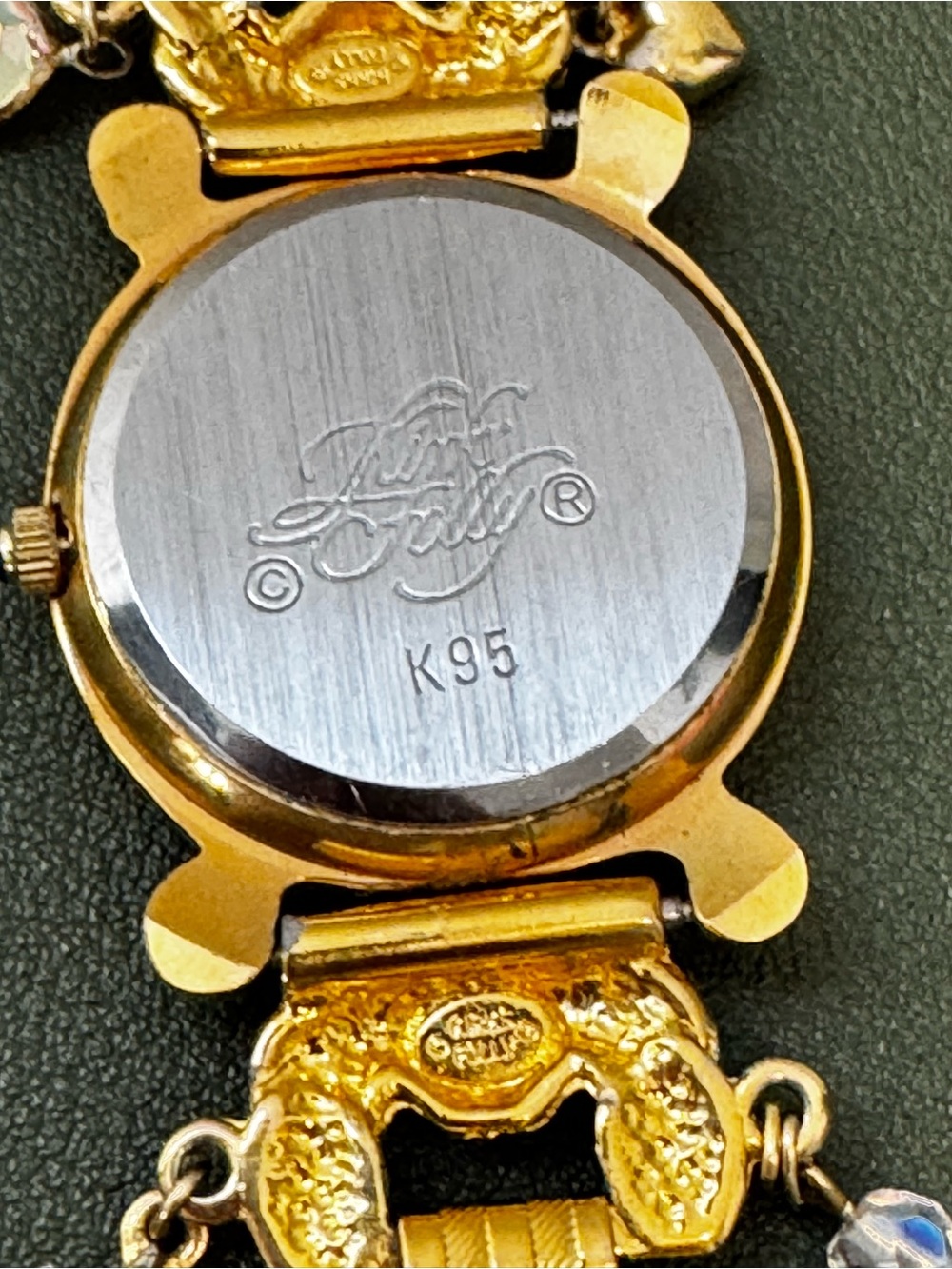 Vintage Kirks Folly Foreverland/ Neverland Charm Bracelet Watch PreOwned READ - Picture 8 of 10